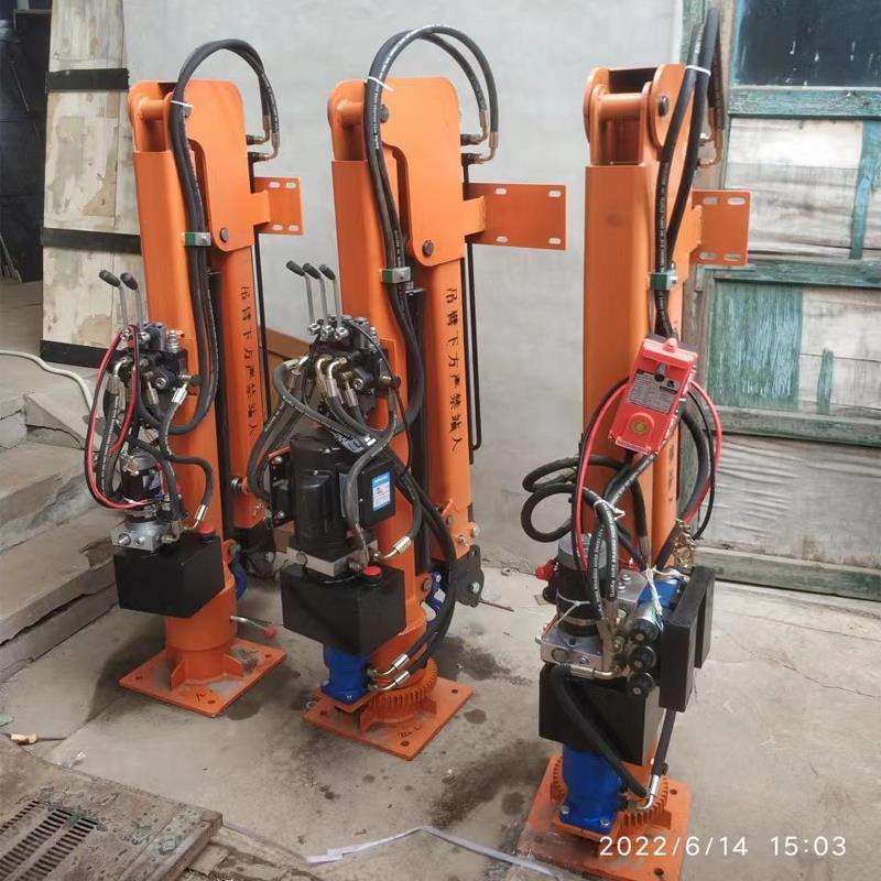 集集镇重汽蓝牌随车吊 3.2吨 国六动力强 液压驱动 农用自卸起重机